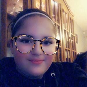 Meet your Posher, Avery